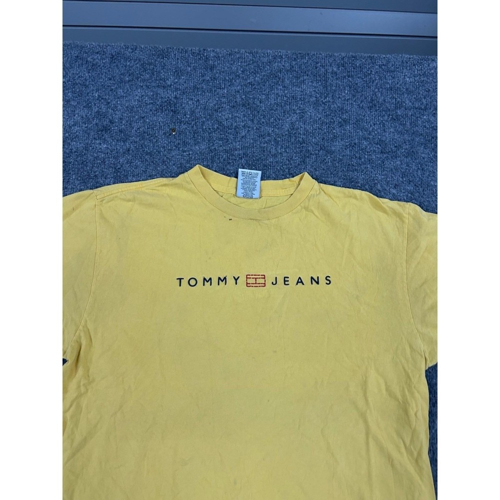 Tommy Jeans T-Shirt Mens Size L Yellow Cotton Relaxed Fit Embroidered Logo Flaw